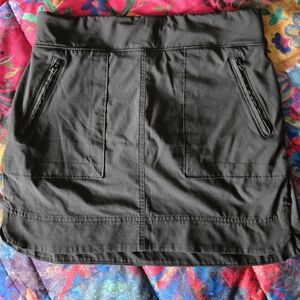 Athleta - Women's Skort Skirt Chelsea Cargo Pocket Short Quick Dry Black